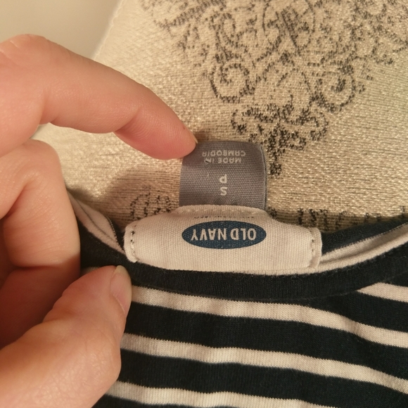 Blue and white striped 3/4 sleeve button neck top - Picture 4 of 5